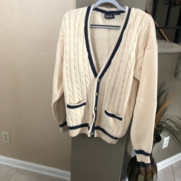 Vintage Sweaters - Vintage TownCraft Cardigan Size Medium